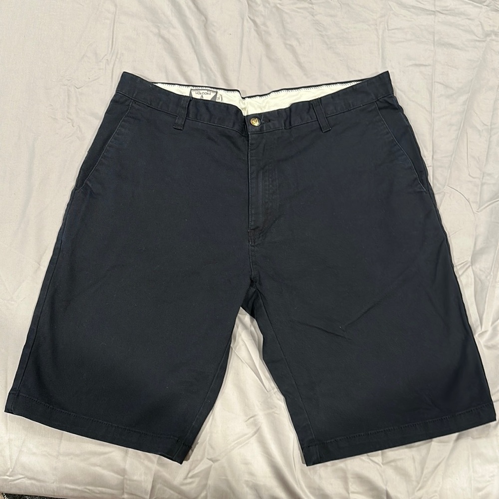 Volcom shorts